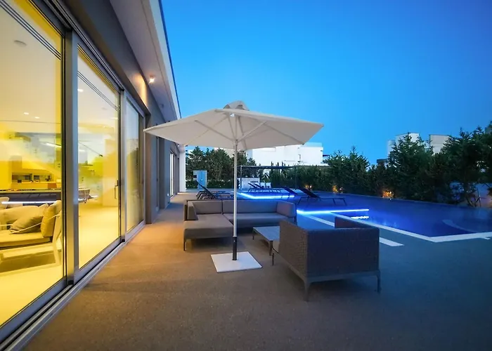 Royal Oasis アヤナパ