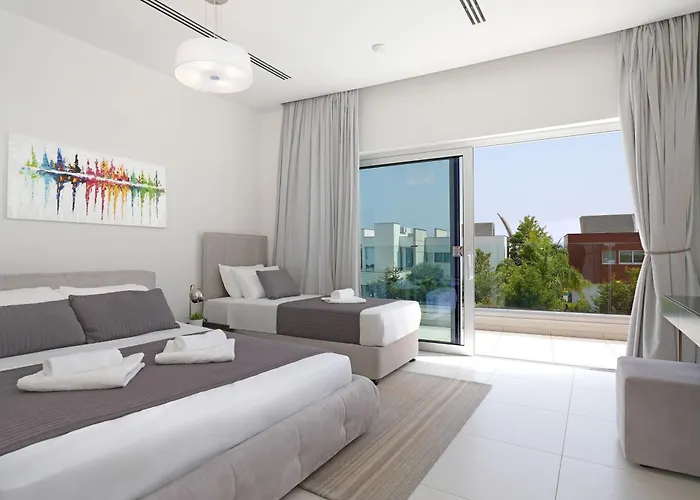 Royal Oasis * アヤナパ