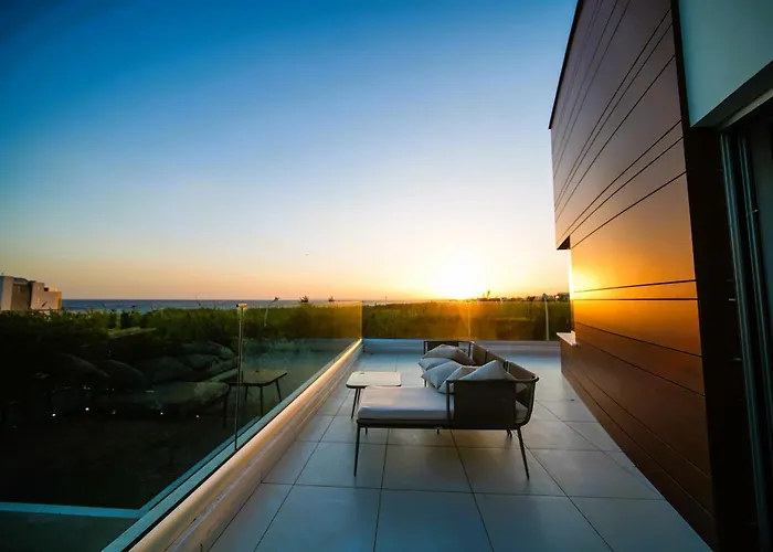 ヴィラ Royal Oasis *