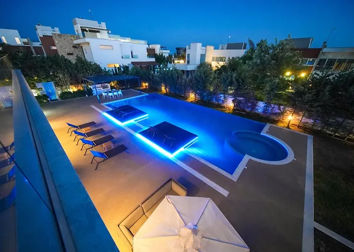 Royal Oasis アヤナパ