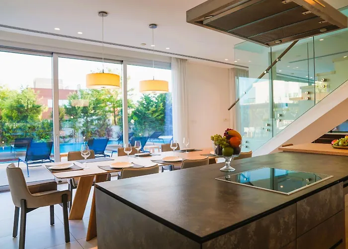 Royal Oasis ヴィラ アヤナパ