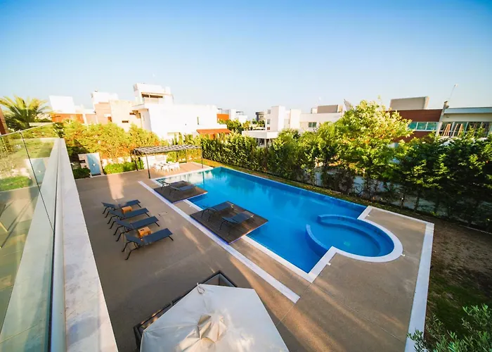 ヴィラ Royal Oasis *