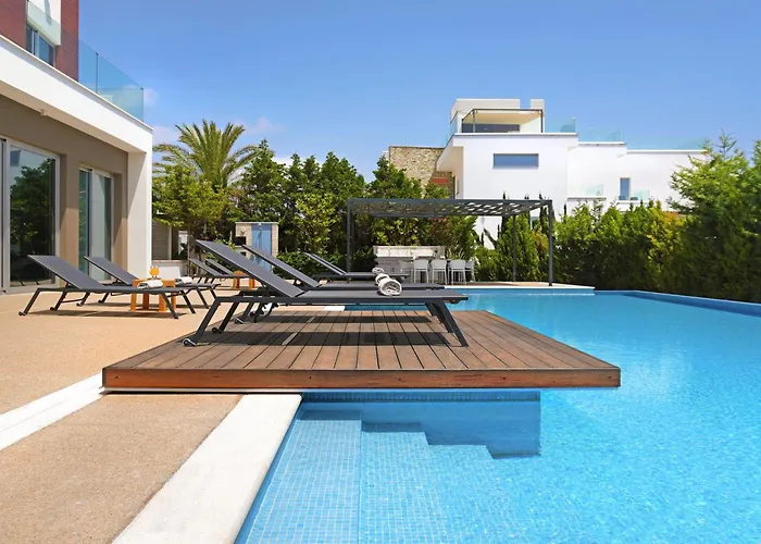 Royal Oasis * アヤナパ